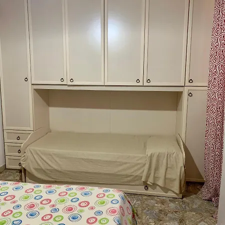 Ulisse Appartement *